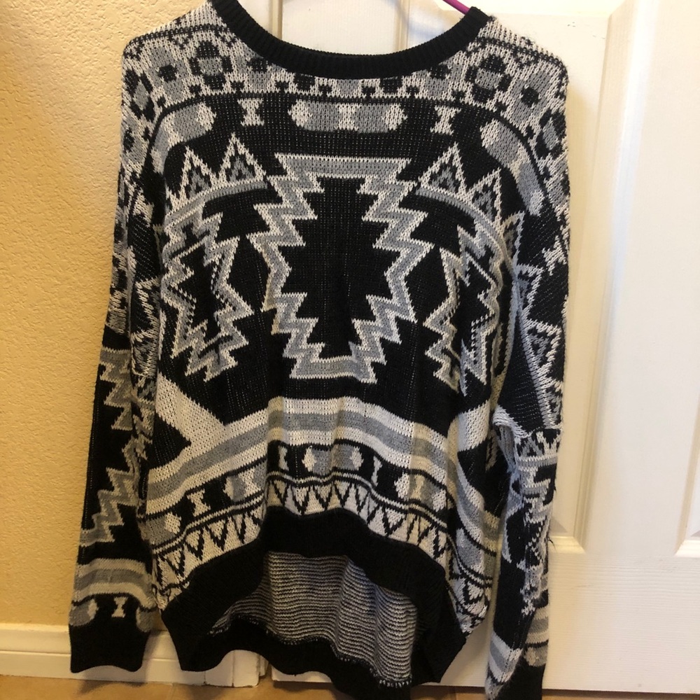 Urban outfitters pullover sweater